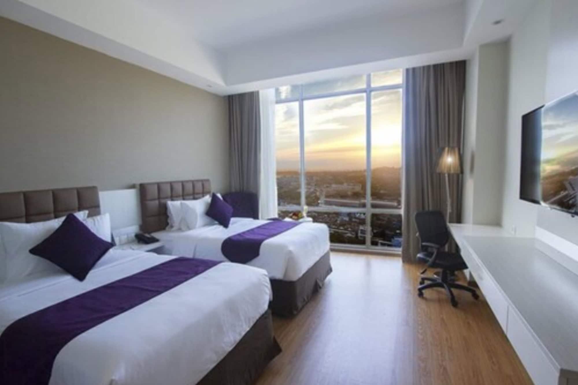 Platinum Hotel & Convention Hall Balikpapan Εξωτερικό φωτογραφία