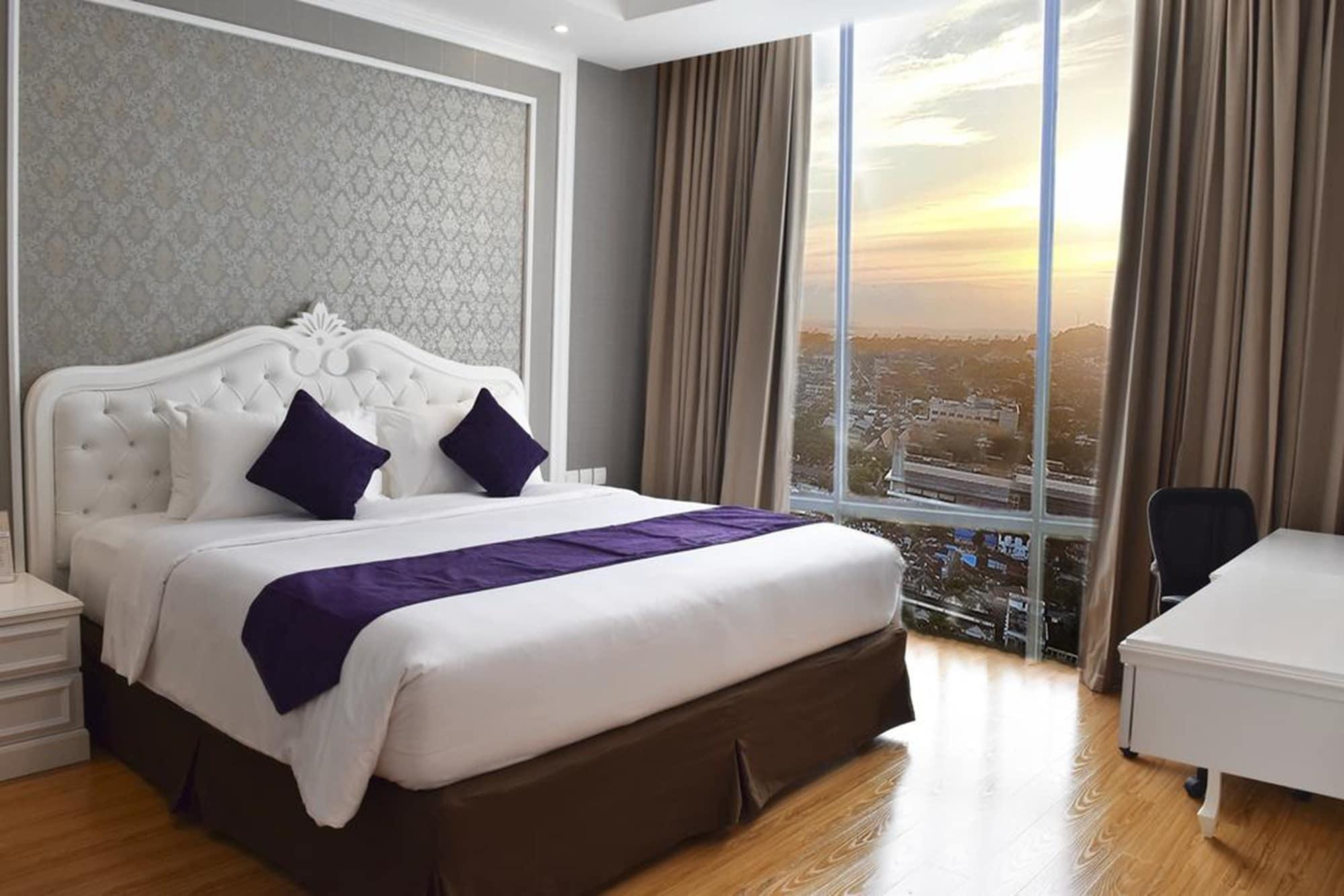Platinum Hotel & Convention Hall Balikpapan Εξωτερικό φωτογραφία